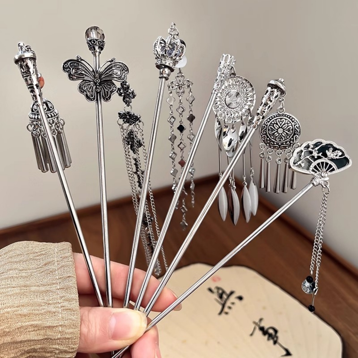 Elegant Women's Hairpin Antiqu - огляд і ціна Vintage Collector