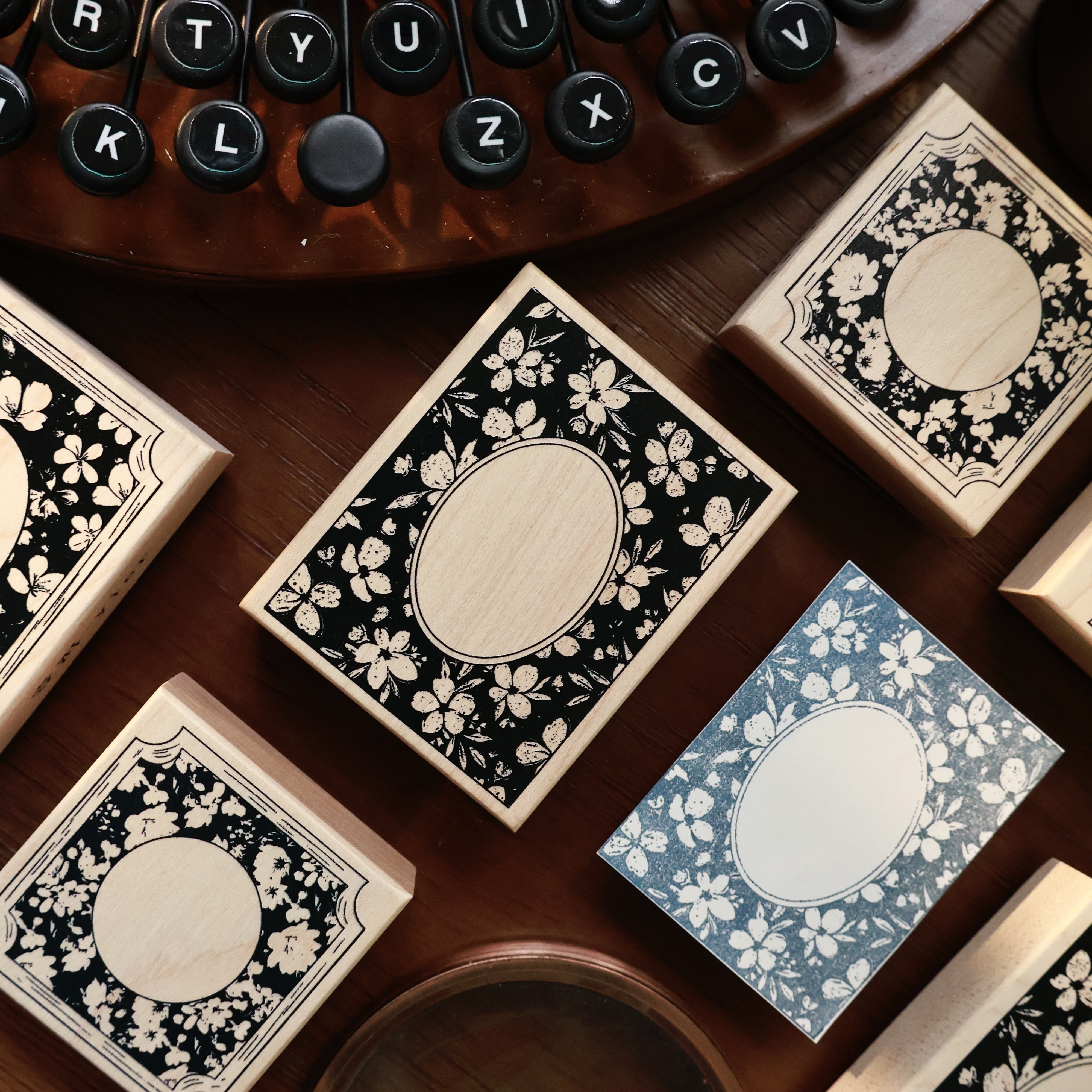 YiEr Studio Vintage Ink Flower - огляд і ціна Vintage Collectible Stamps